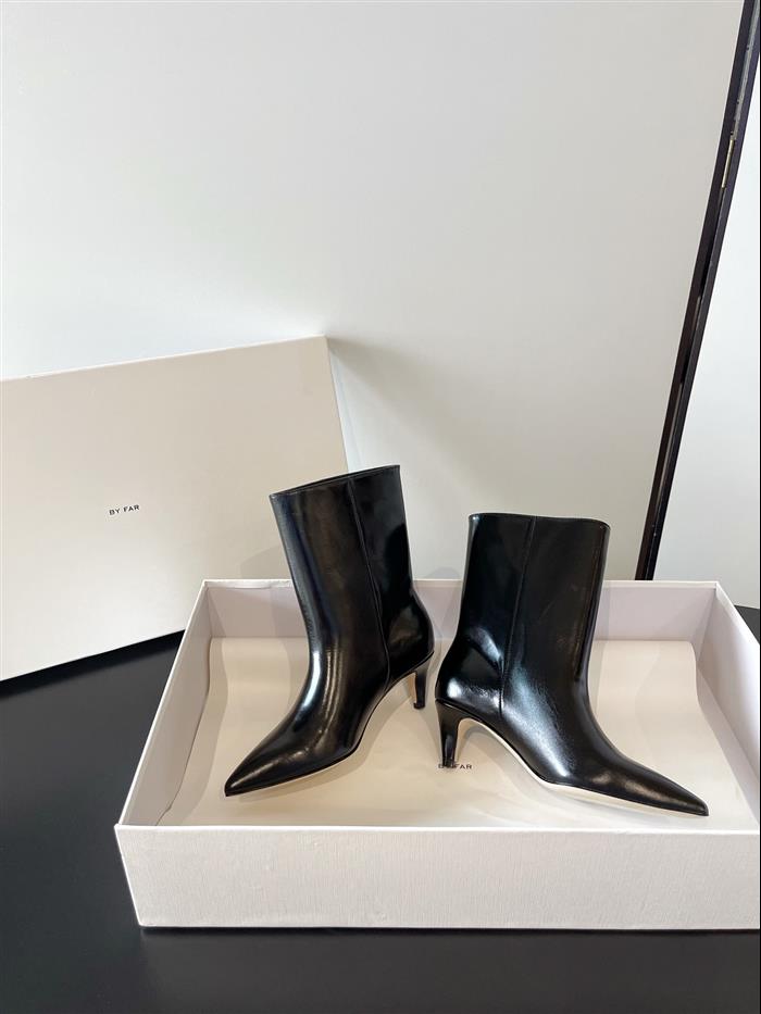 20251128172734909 390